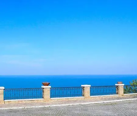 Apartment La Marinella *